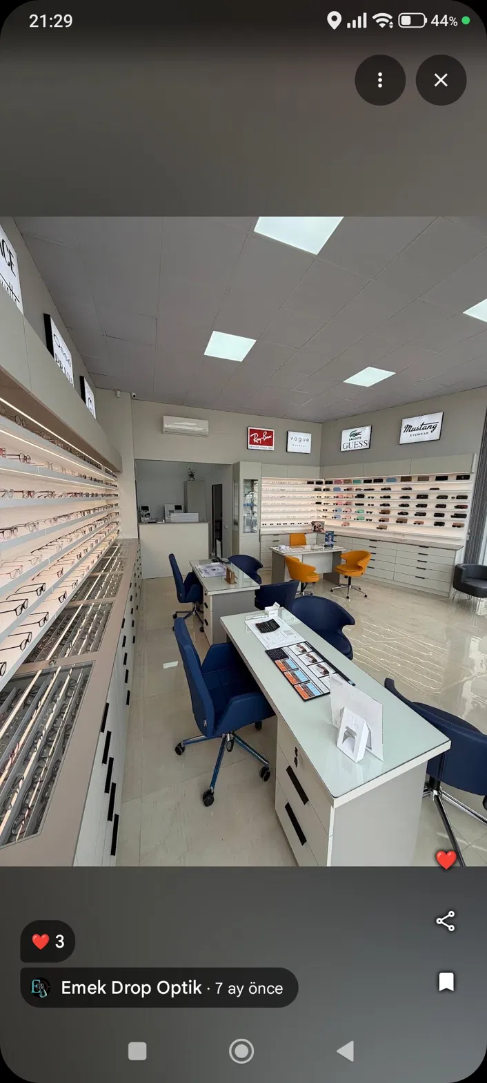 Emek Drop Optik dış cephe ve mağaza tabelası, Mersin Toroslar Şehir Hastanesi acil karşısı